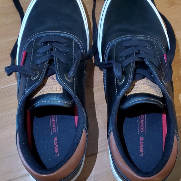 Levi's Black Men's Ethan Cacti Sneakers Size 8 - Picture 4 of 5